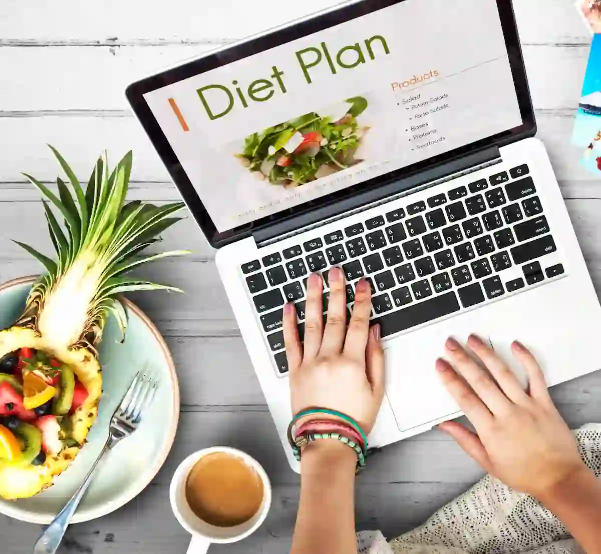 online diet plan coaching laptop nutrition program remote fitness consultation meal planning digital health support